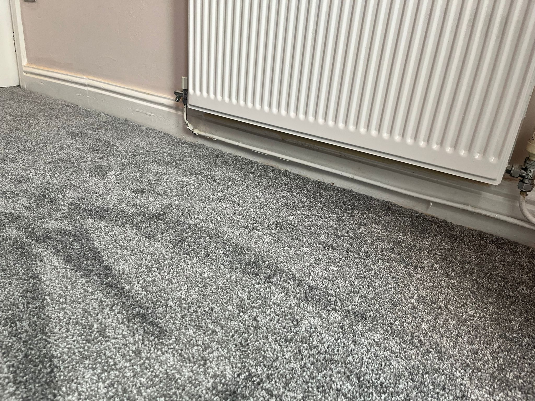 Grey lounge carpet